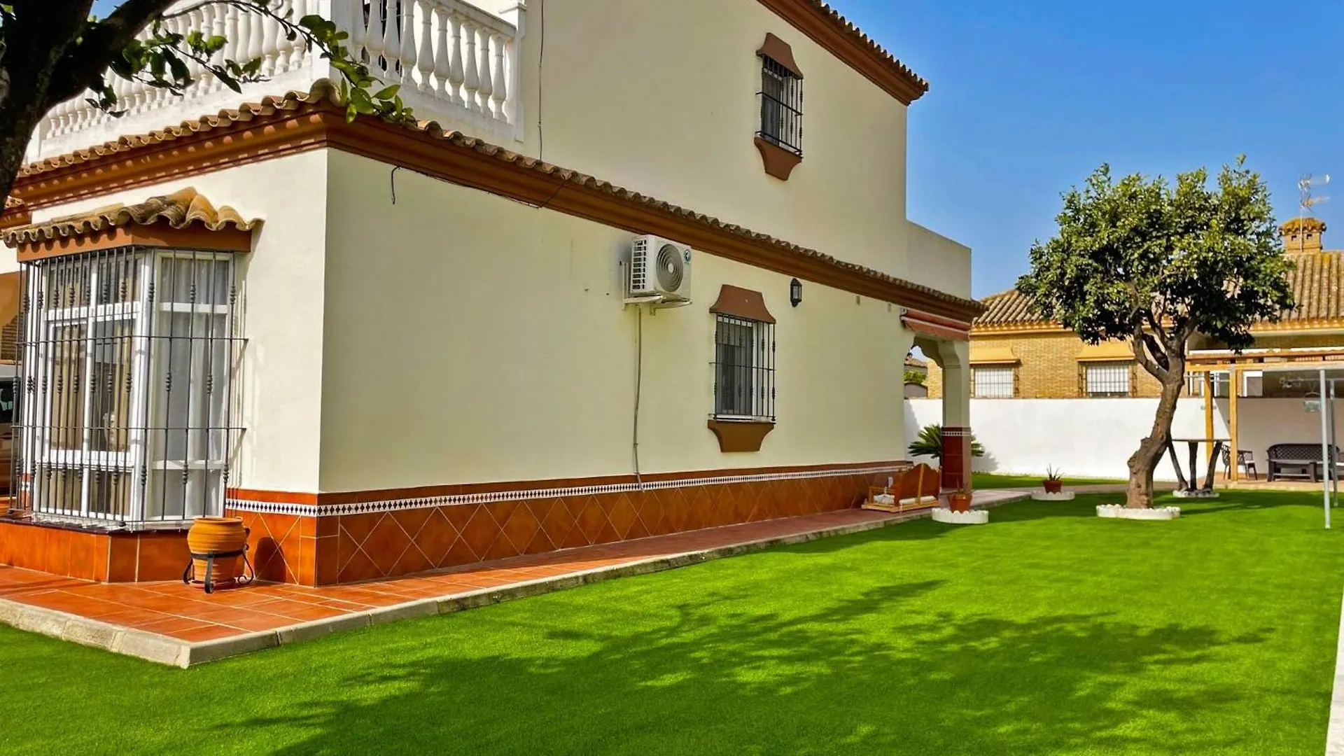 Casa Los Henke - Ole Solutions El Puerto de Santa María 0*,  España